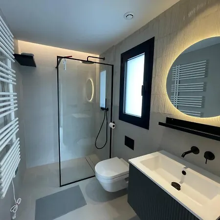Luxury Family With Privacy Villa