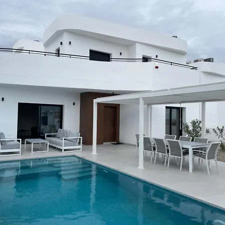 Luxury Family With Privacy Villa